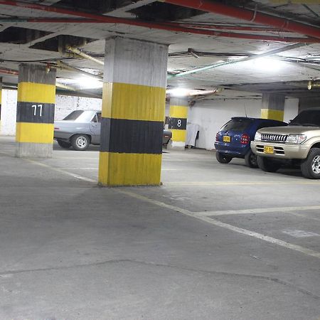 Hotel Roosevelt Plaza Cali Buitenkant foto