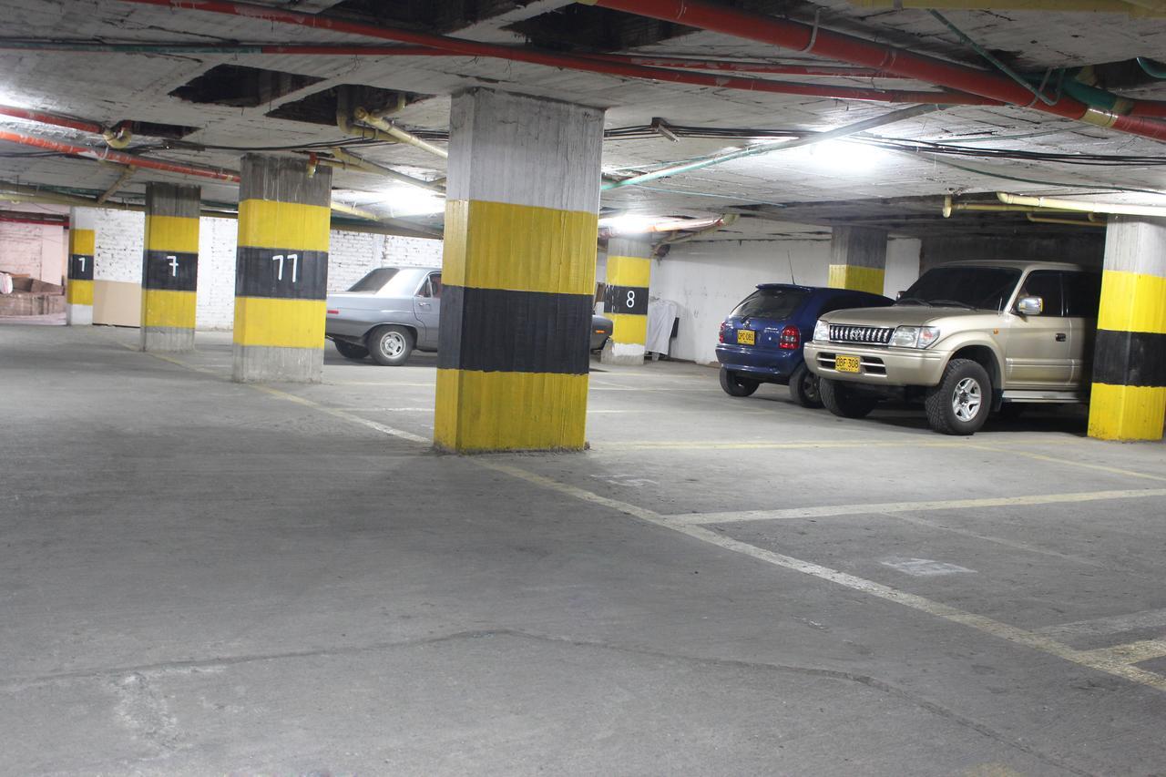 Hotel Roosevelt Plaza Cali Buitenkant foto
